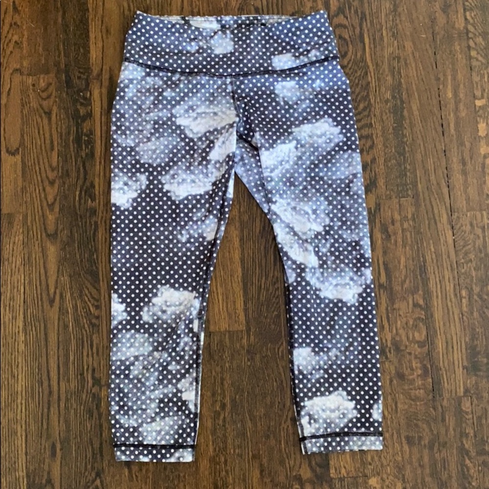 lululemon Patterned Wonder Under Crop